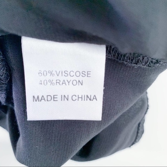 SEEK‎ The Label • Black Sleeveless Short Romper, Plunge Neckline, Size XS - Picture 13 of 14